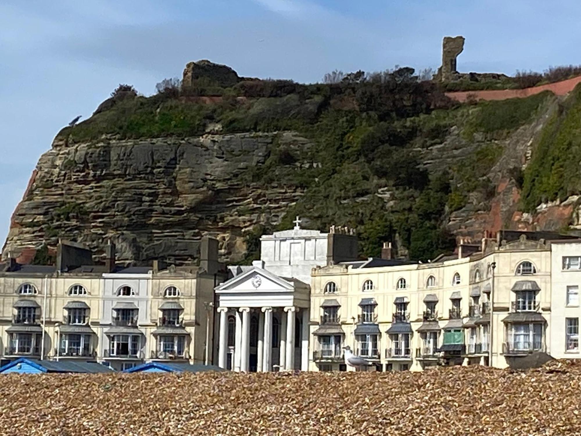 Period Sea View Flat In Hastings Apartment Bagian luar foto